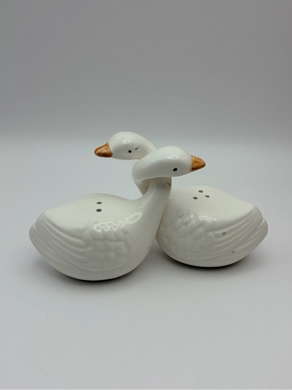 Vintage Hugging Duck Geese Salt and Pepper Shakers Glossy Ceramic Country Decor